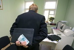 Директора школ и больниц будут отчитываться о своих доходах и расходах