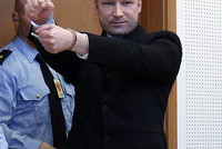 Процесс над «норвежским стрелком»:  Брейвик не признал вины в убийстве 77 человек