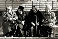 Эксперт: Россия опаздывает с повышением пенсионного возраста
