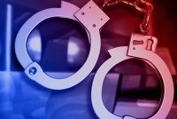 Сотрудник новгородской колонии пытался передать заключенному зажигалку с героином
