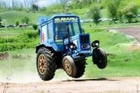 Тихоходов будут штрафовать за отказ уступить дорогу