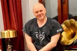 ВОЛЬНЫЕ МАКЛЕРЫ