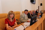 У сенаторов и депутатов вместо 5 будет 7 помощников с окладом 231 тыс. руб.