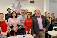 НИ ПОЗДНО, НИ РАНО