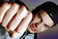 Борьба с "культом мачо": Германия принимает меры по искоренению подростковой преступности