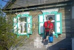 Женщина перерезала трос промышленному альпинисту и получила 3,5 года колонии