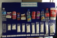 Общественная палата планирует борьбу за здоровье детей путем запрета продаж и рекламы сладкой газировки