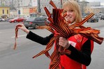 Активисты Алматы призвали запретить раздачу георгиевских ленточек школьникам