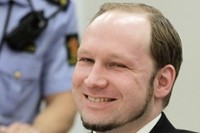Террорист Андерс Брейвик отказался от наследства