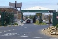 ЮАР готовит тюрьмы к содержанию малышей