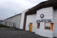 Во Франции осудили часто проводимые обыски с раздеванием в тюрьмах
