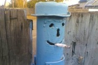 В Зауралье запрещают курить возле магазинов, жилых домов и гаражей