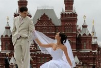 Рекордное число москвичей хотят жениться в День города