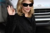 Соседи жалуются на Мадонну