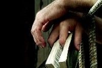 Госдума вводит пожизненное заключение для педофилов-рецидивистов