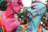 Питерские депутаты предлагают штрафовать за пропаганду гомосексуализма