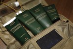 «Армейский несессер» пополнился гелем для ног и зеркальцем