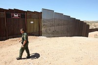 Несколько сотен нелегалов выпущено из тюрем США