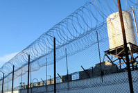 Азербайджан передал Ирану 33 заключенных