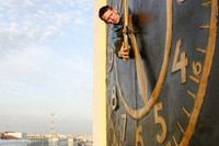 Госдуме снова предлагают перевести стрелки