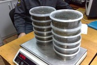 Под Хабаровском  задержан катафалк  с 0,5 тонны черной икры, спрятанной в гробу