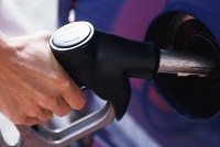 Пошлины на экспортный бензин из России останутся высокими до июля