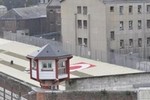 Тюрьма-2010 или как провести 160 часов в неделю в 3-хместной камере размером 10 кв. метров