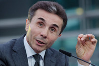 Премьер-министру Грузии в прямом эфире поступил звонок от заключенного