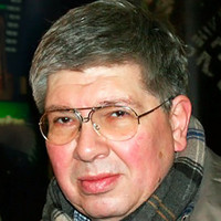 Кирилл Разлогов